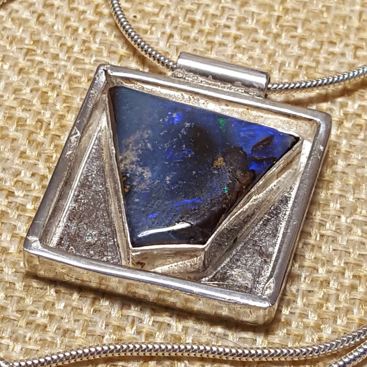 Opale boulder bleue dans carré d'argent... – Image 6