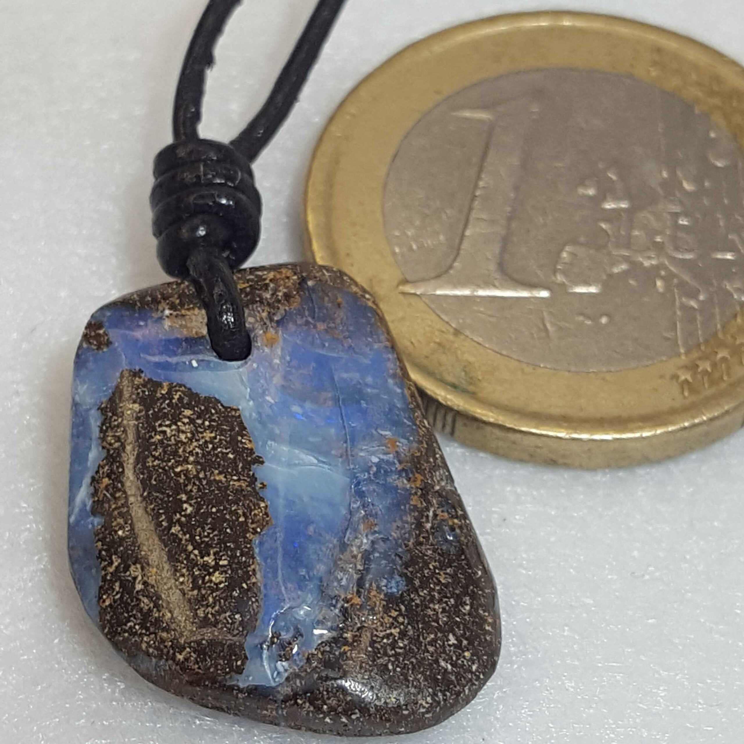 Pendentif opale boulder d'Australie monté sur cordon cuir ajustable (m=2,7g) – Image 7