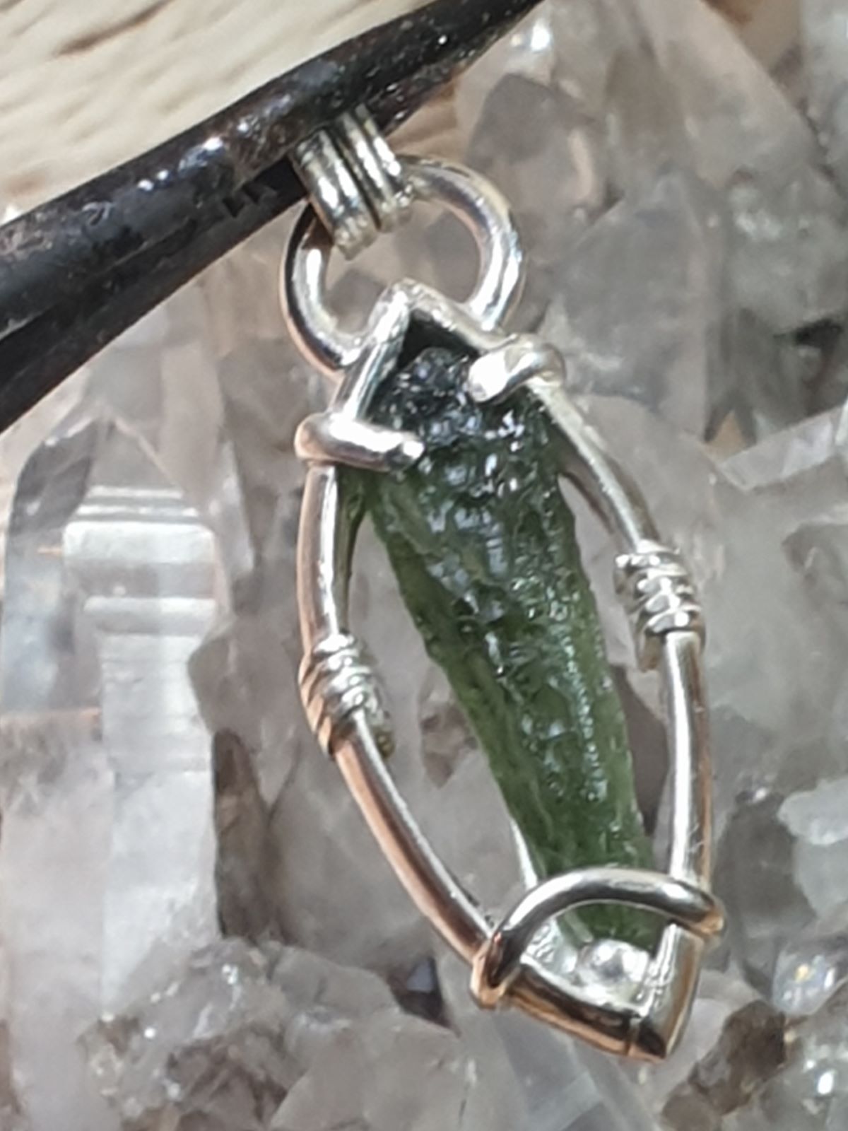 Pendentif en moldavite n°1 – Image 2